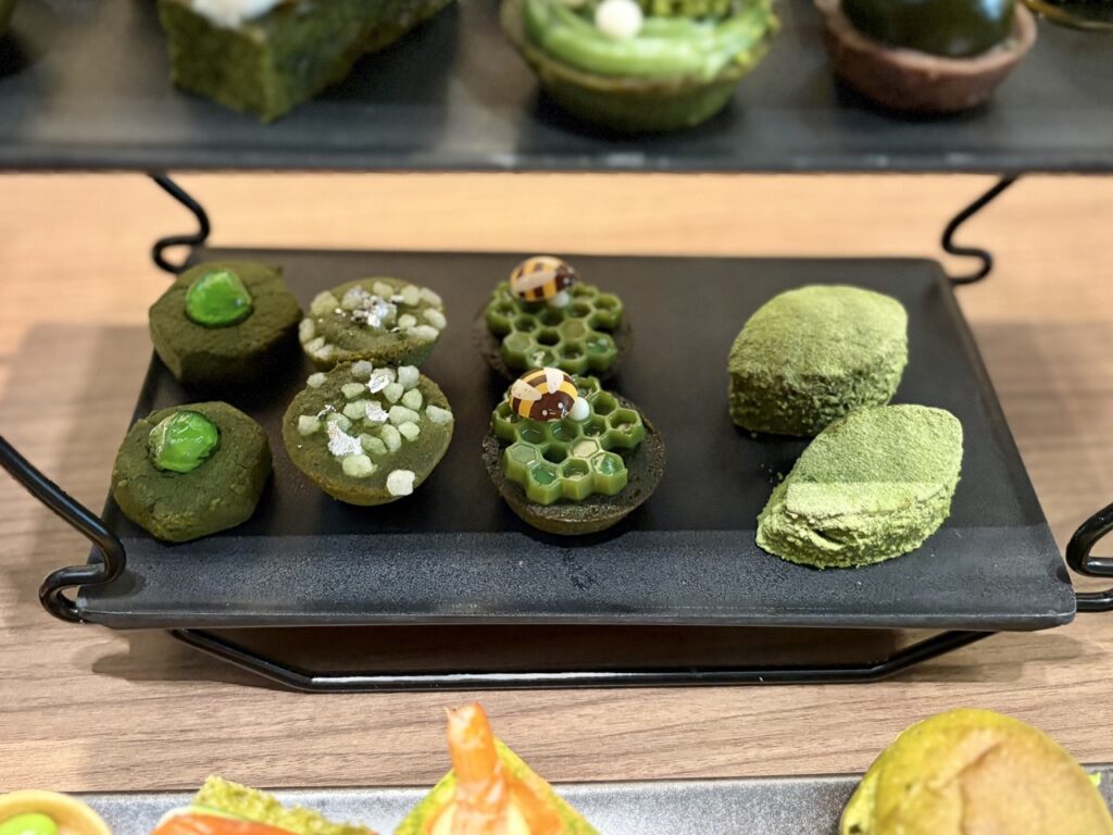ANAインターコンチネンタルホテル東京の抹茶アフタヌーンティー下段のスイーツ