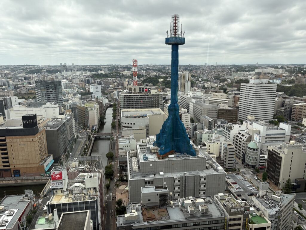 横浜ベイシェラトン28階廊下からの景色