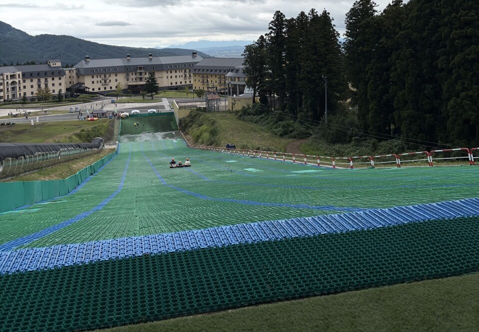 ロッテアライリゾートのチュービング