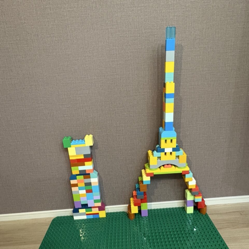 レゴデュプロで作った東京タワーとランドマークタワー